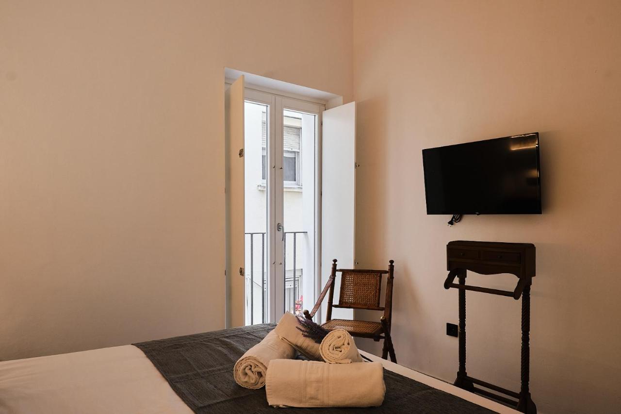 Apartamento Elvira Little Apartments Cadiz Exterior photo